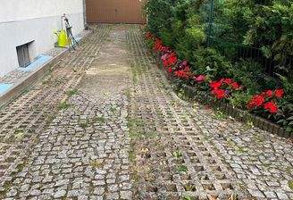 04 Auffahrt zur Garage