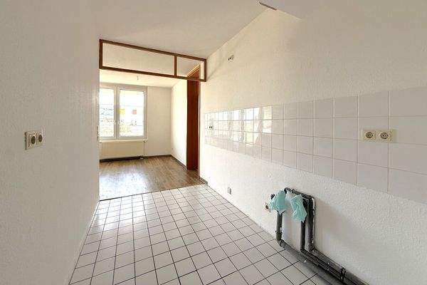 Trennwand in Leichtbauweise zwischen Wohnzimmer und Küche