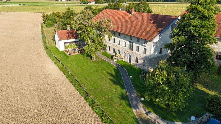 Eingangsbereich/Garten (Vermietetes Haus)
