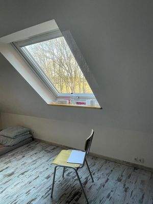 Schlafzimmer / Hobbyraum