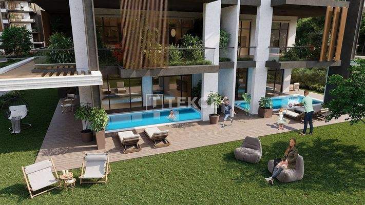 Apartments for Investment in Kartepe with Forest Views