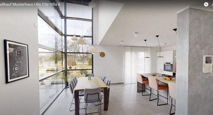 Esszimmer mit Traumblick