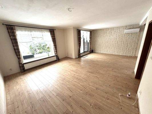 Wohnzimmer Ansicht 2