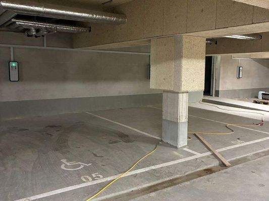 Tiefgaragenstellplatz