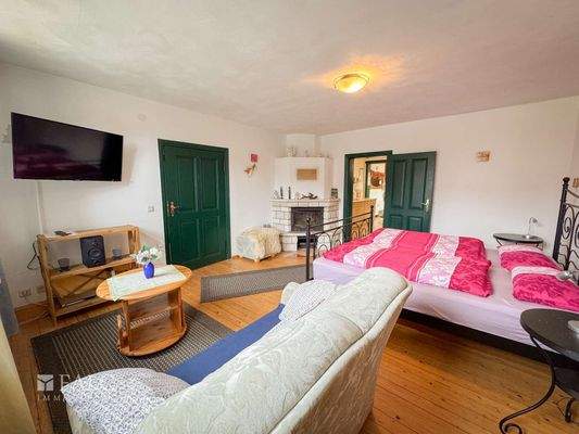 Großes Schlafzimmer Ferienwohnung Haupthaus