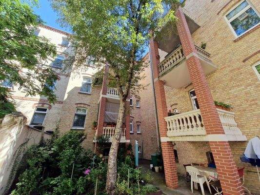 Hinteransicht, Innenhof