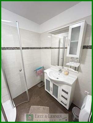 Wohnung 3 - Duschbad 2
