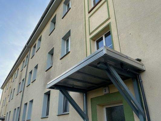 Binnenhafenstraße 3, Eingang.JPG