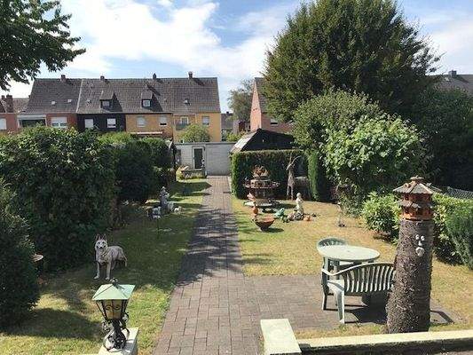 Blick in den schönen Garten