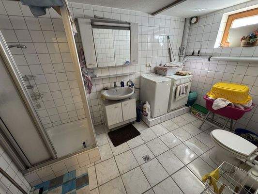 KG Badezimmer Waschraum