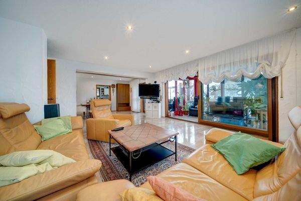 Hauptwohnung - Wohnzimmer