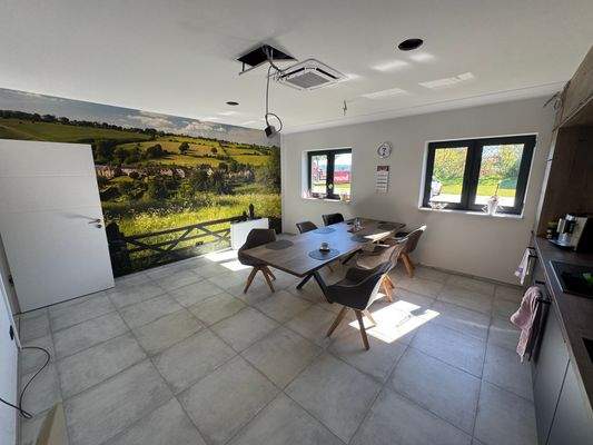 Küche und Gemeinschaftsraum (2).JPG