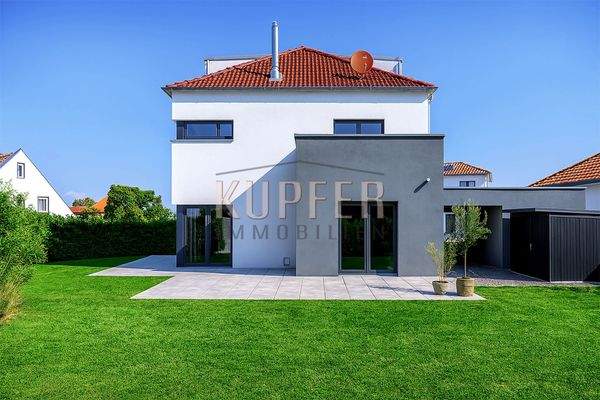 © KI Wohnhaus Bräuningshof