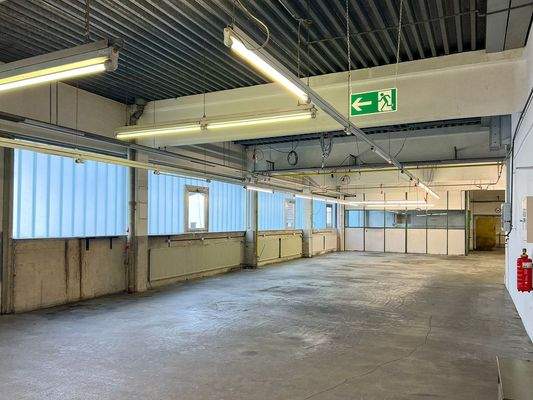 Lager-/Produkitionshalle