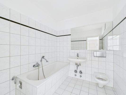 CAM01985G0-PR0095-STILL014