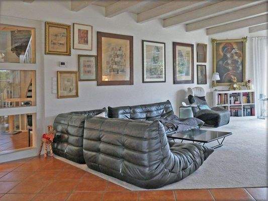 Linke Seite Wohnzimmer