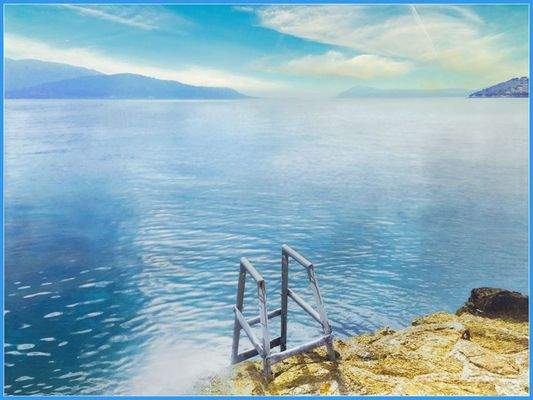 8085791eabcc4e03aaf777d1746bfb1d-original