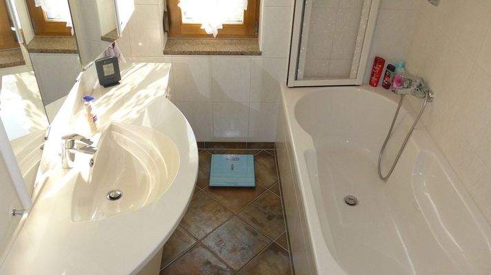 Bad EG rechte Hälfte