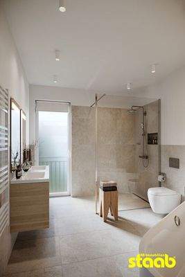 Badezimmer (Mustervisualisierung)