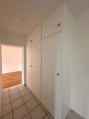 Diele mit Einbauschrank