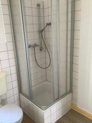 Badezimmer Bild 2 