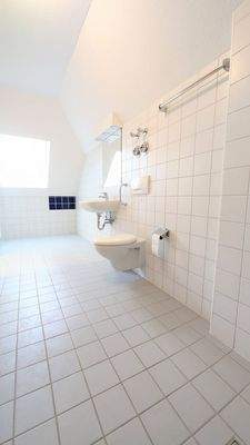 Badezimmer Ansicht 2