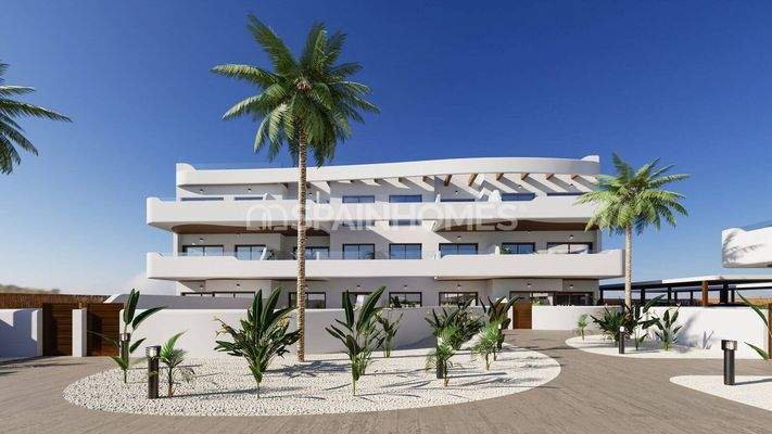 Stylish Golf Apartments in a Complex with Pool in Los Alcázares