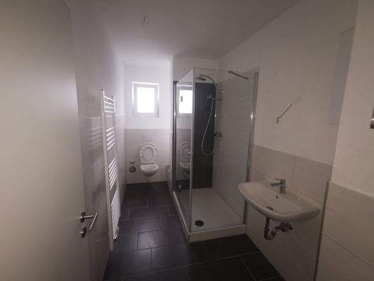 Bad mit Dusche