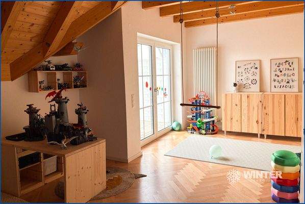 Kinderzimmer 1 mit Schaukel