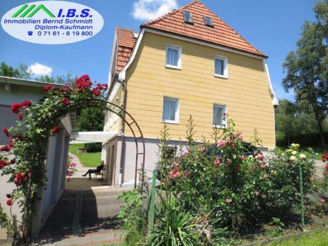 Etwas Besonderes für Gartenliebhaber: Wohnhaus mit über 19 Ar Garten