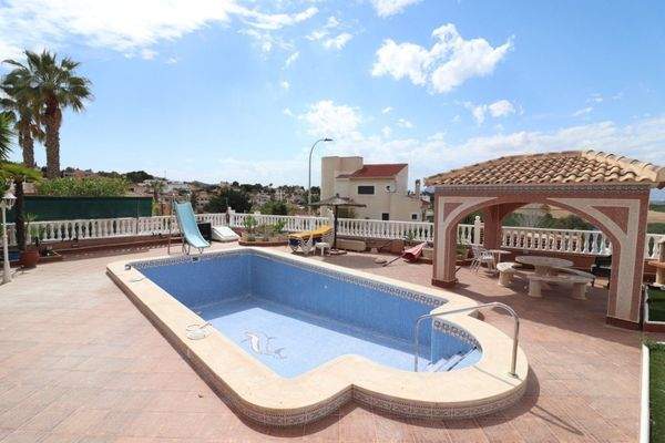 re-sale-detached-villa-algorfa-lomas-de-la-juliana