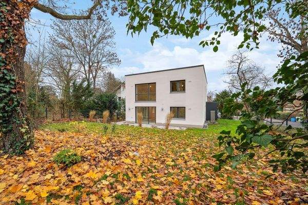 Rückansicht mit Garten