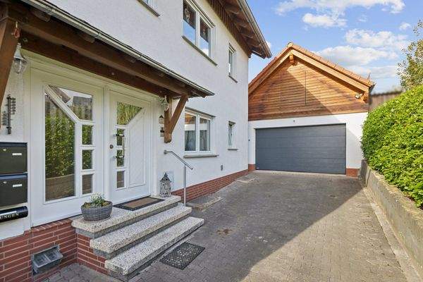 Eingangsbereich/Garage