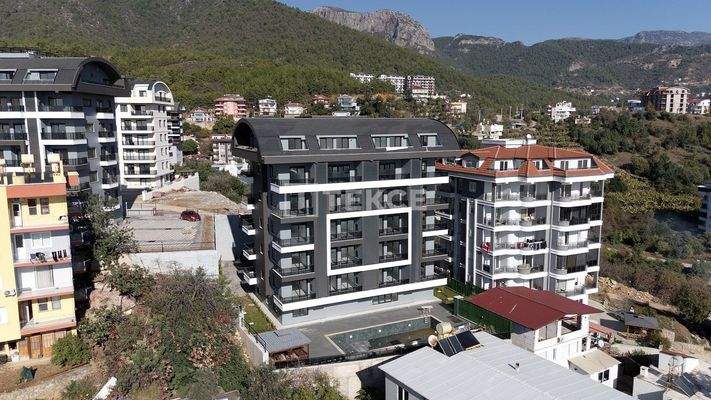 Apartments with Shared Social Activities and Pool in Alanya