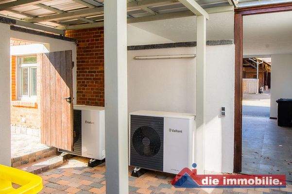 792727eb-2070-4e84-859d-180a95d8c918