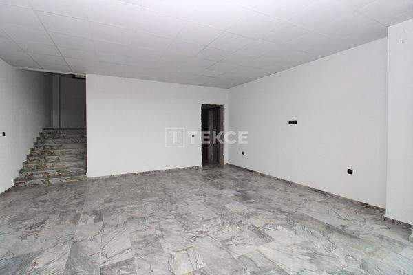 Commercial Properties with 265 m² and 755 m² Area in Ankara