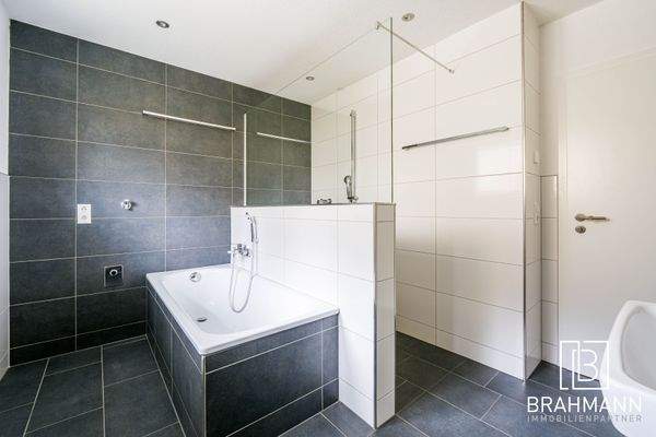 Hauptbadezimmer
