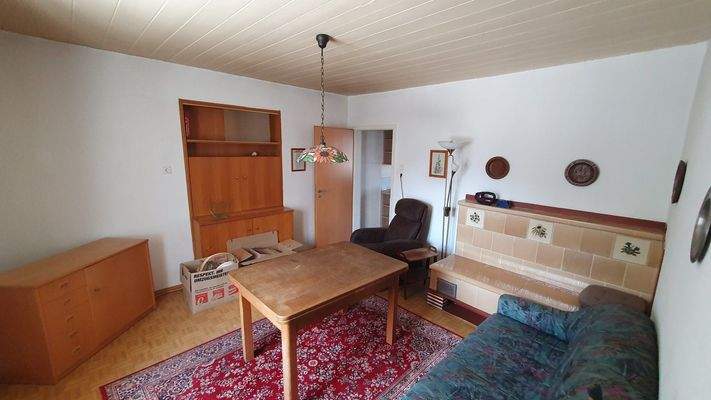 Stube mit Kachelofen, EG