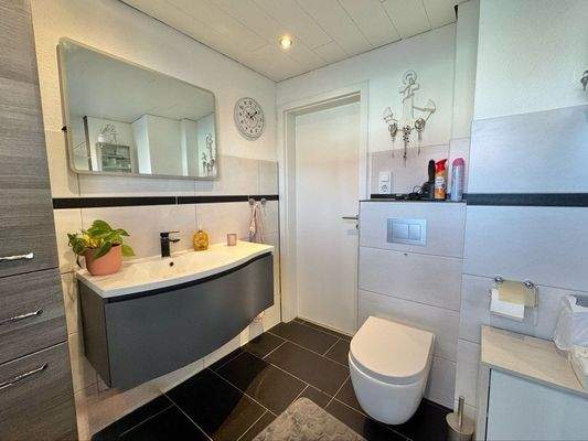 Modernes Tageslichtbad ...