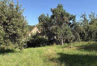 Blick auf das Grundstück