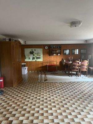 UG - großer Partyraum.jpg