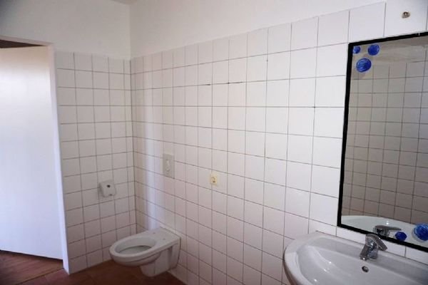 Hauptgebäude eine Wohnung EG (10)