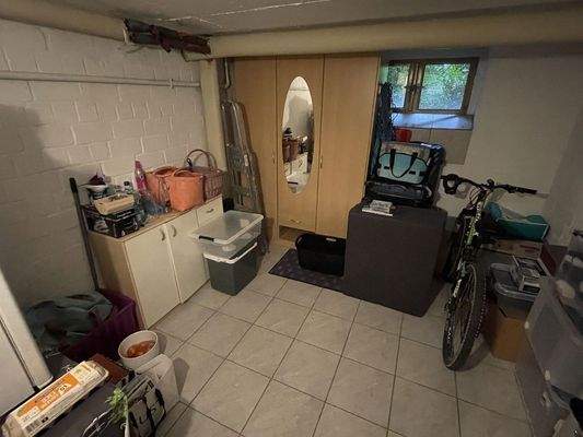 Großzügiger Kellerraum