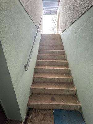 43. Außentreppe KG zu Garten