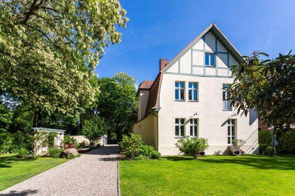 Das Anwesen der Landhausvilla