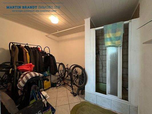 Abstellraum o. möglicher Saunaraum EG