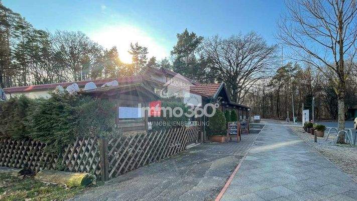 Restaurant + Weingarten / Tiroler Stuben