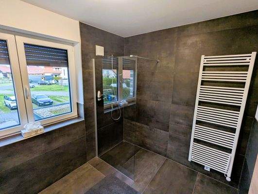 Badezimmer bodengleiche Dusche