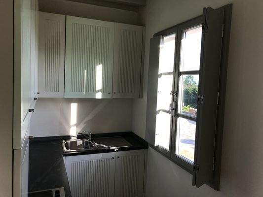 Küche einer der Ferienwohnungen