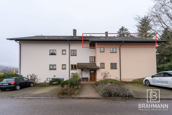 Frontansicht von der Straße